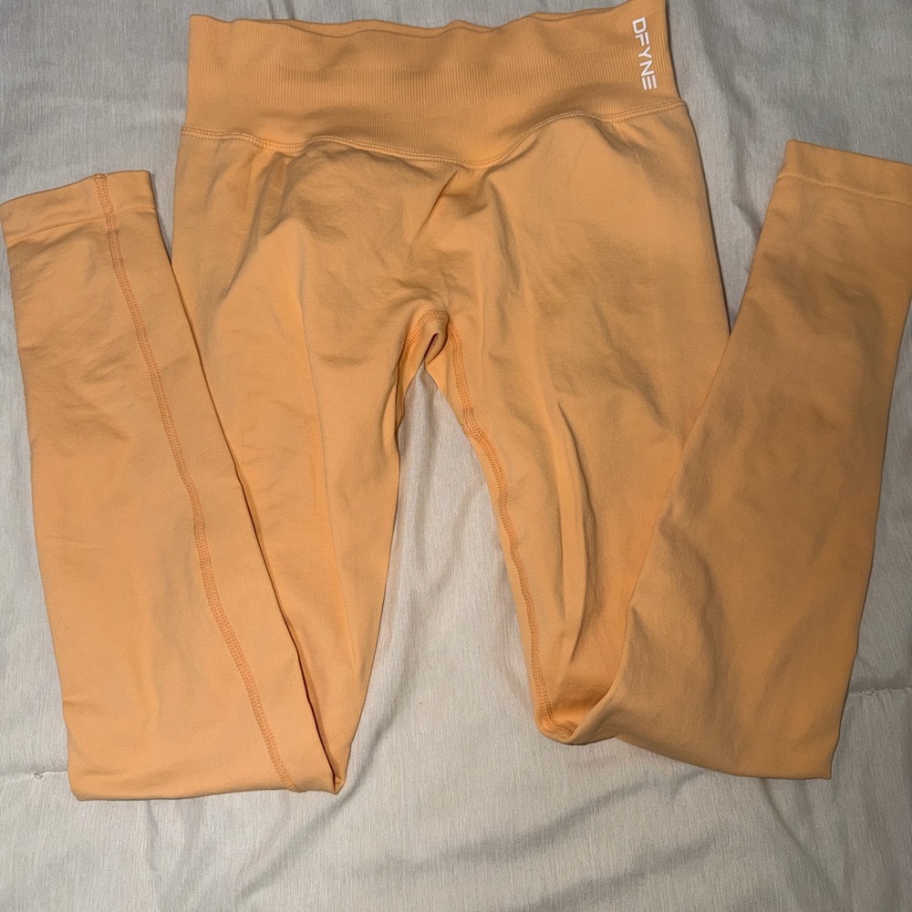 DFYNE Orange Leggings